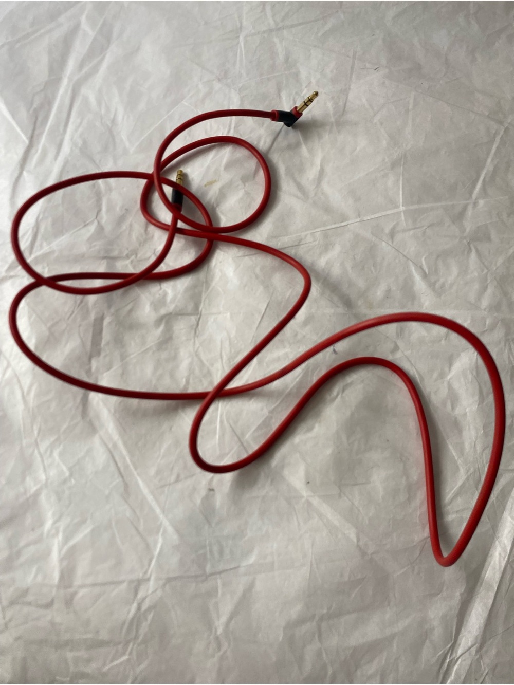 Beat  Auxiliary Audio Cable — Durable Mobile & Car Connection